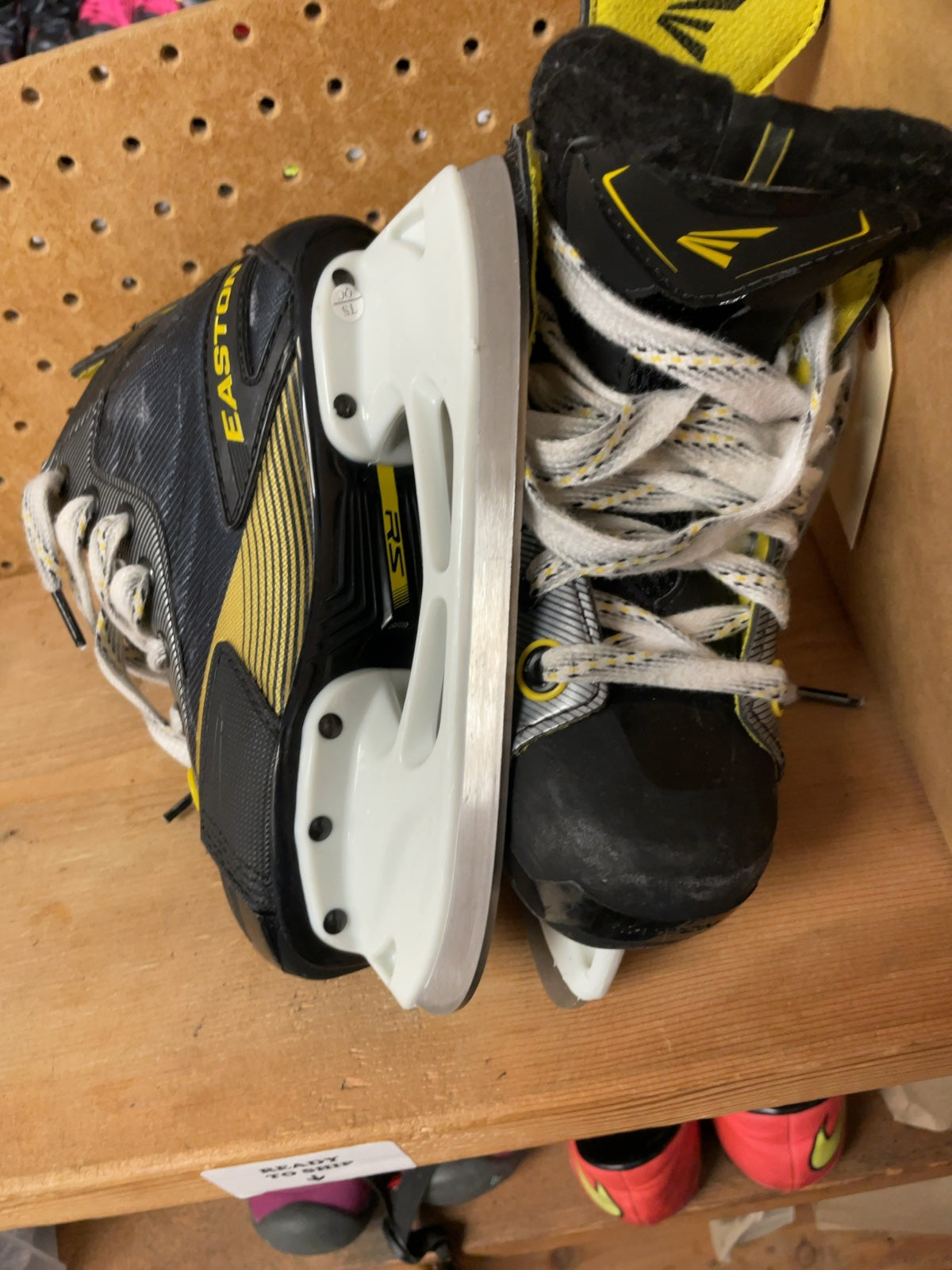 Easton RS Size Y13D Youth Hockey Skates