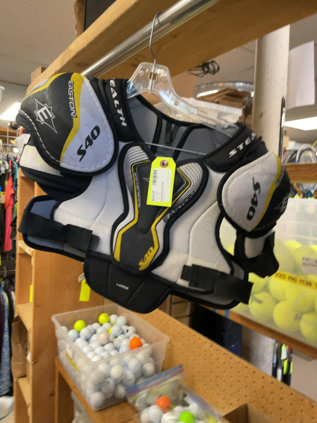 Easton Stealth S40 Junior Large Hockey Shoulder Pads