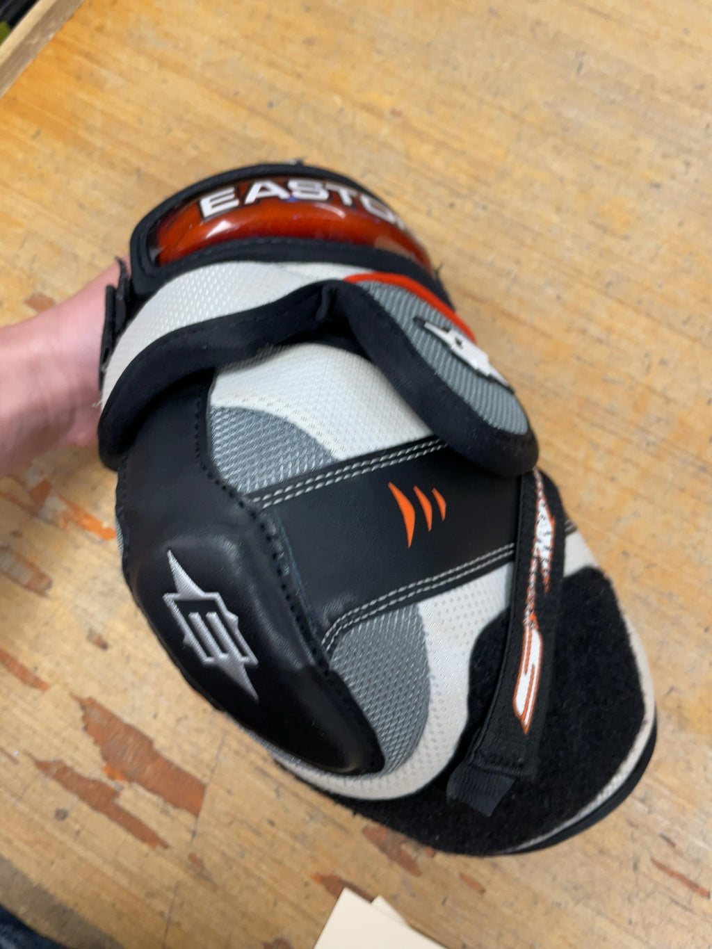 Easton Surge JR Large Hockey Elbow Pads