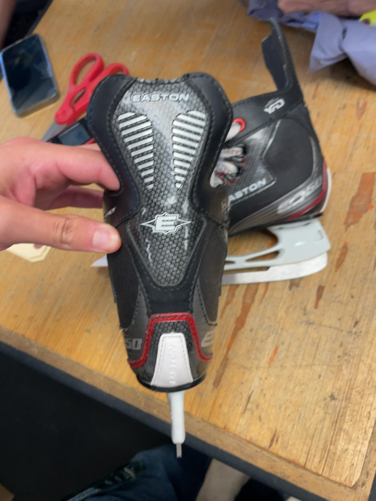 Easton Synergy EQ50 Y9 Hockey Skates