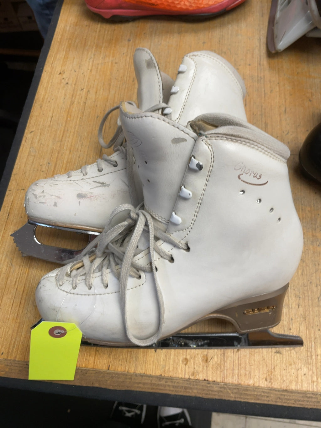 Edea Chorus 190 Figure Skates