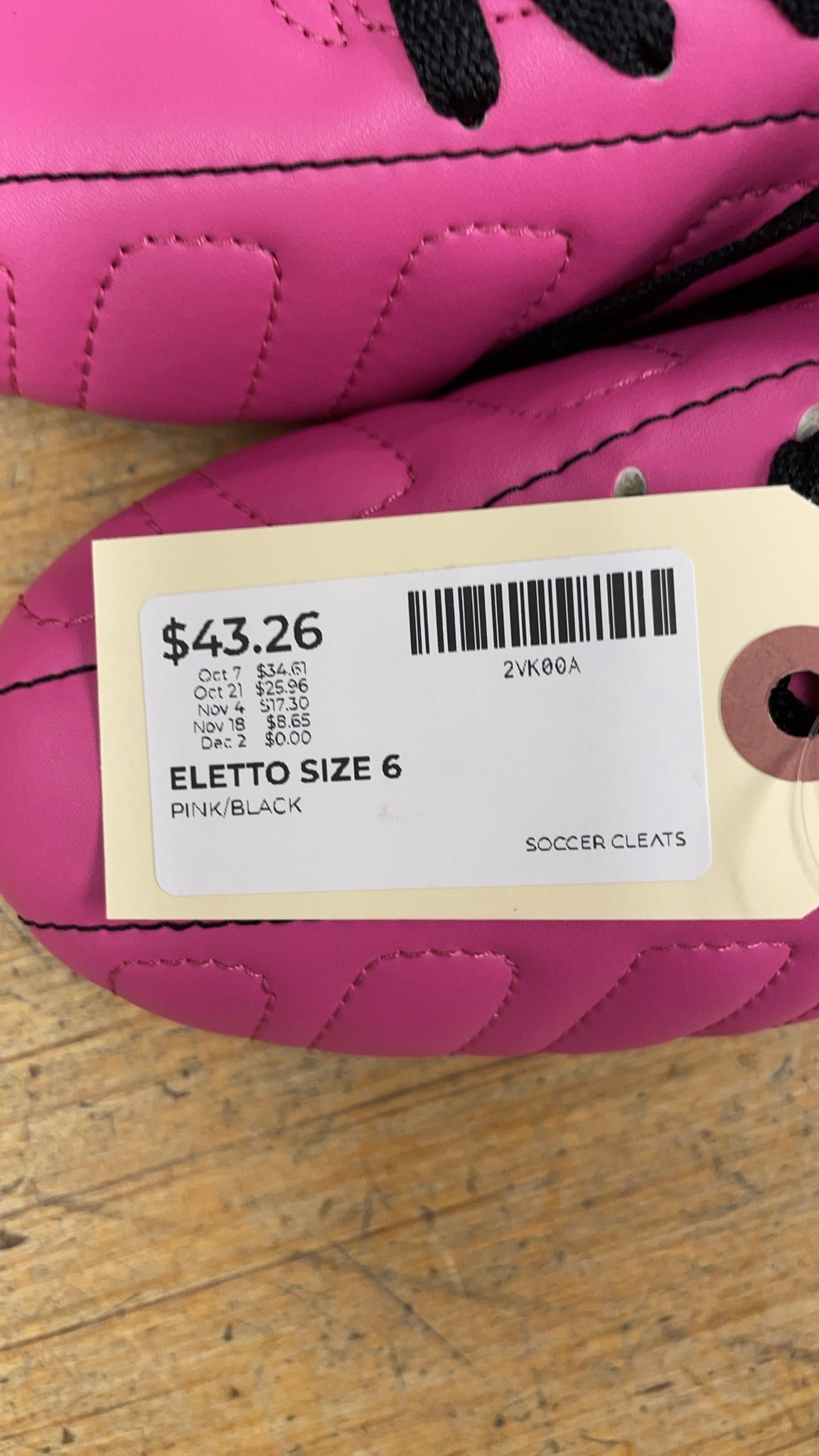 Eletto Soccer Cleats Size 6 Pink/Black