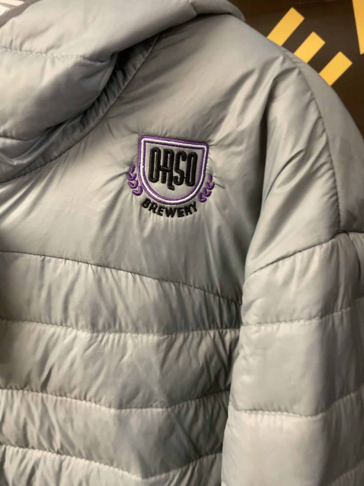 Elevate OHSO Brewery Lightweight Puffer Jacket Size Large