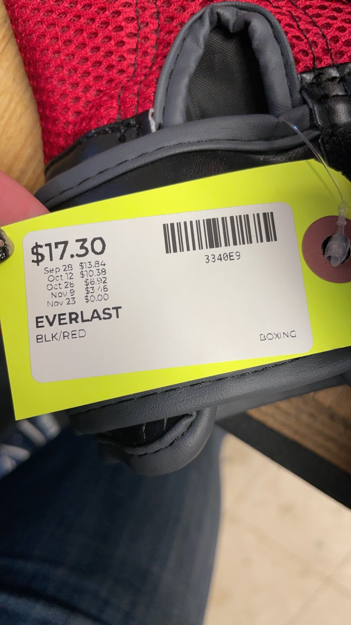 Everlast Boxing Gloves Black/Red