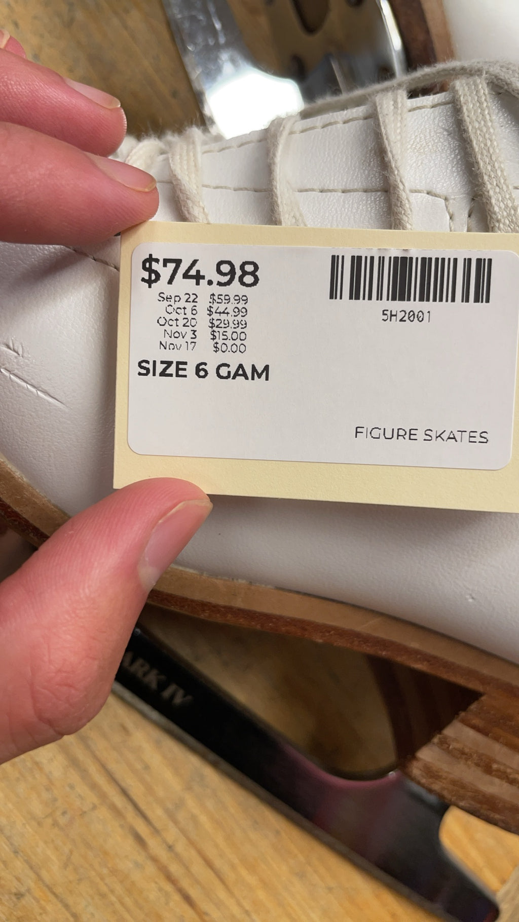 GAM Mark IV Figure Skates Size 6 White