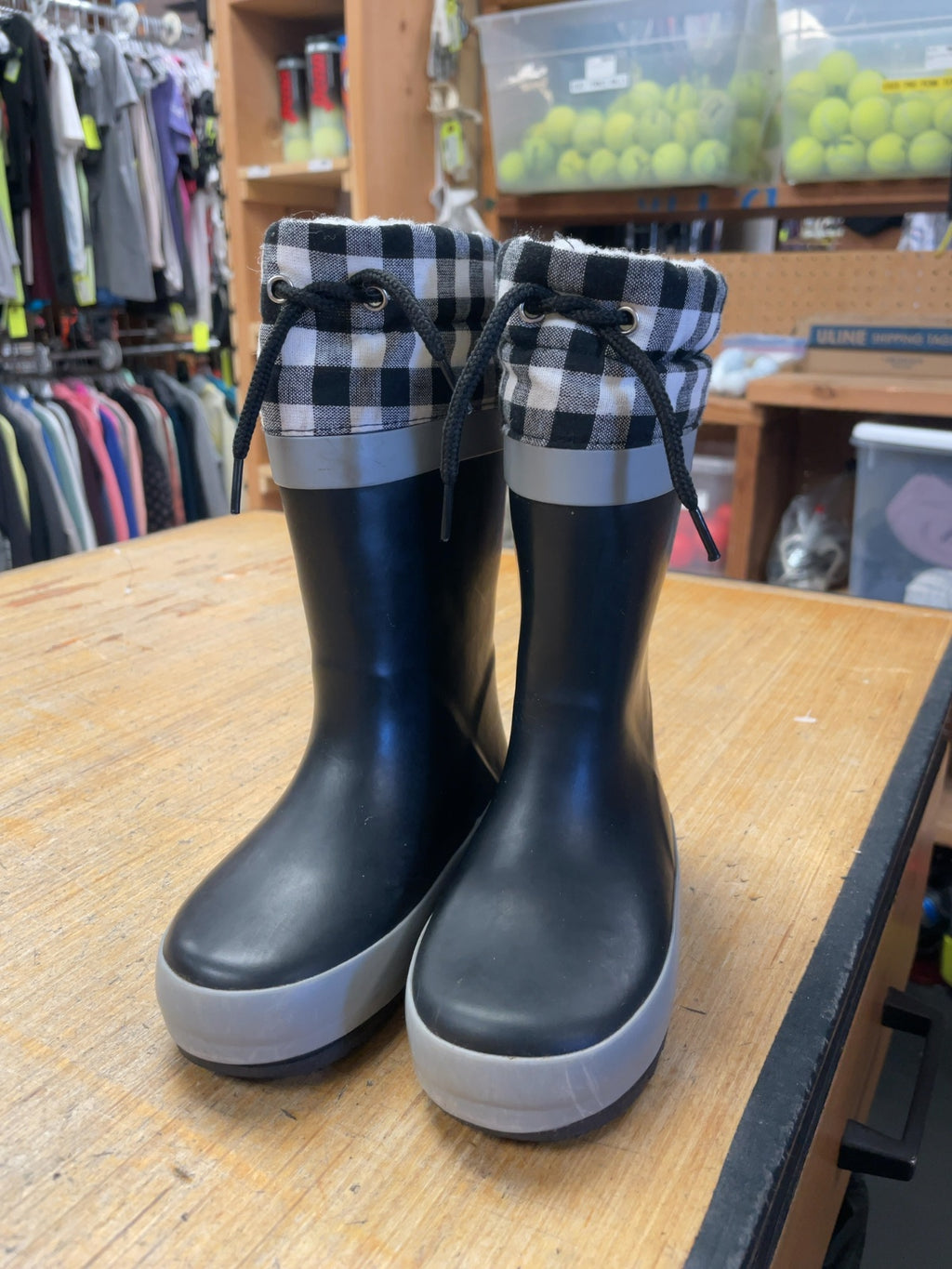 George Rain Boots Size 8C Black/White Buffalo Check