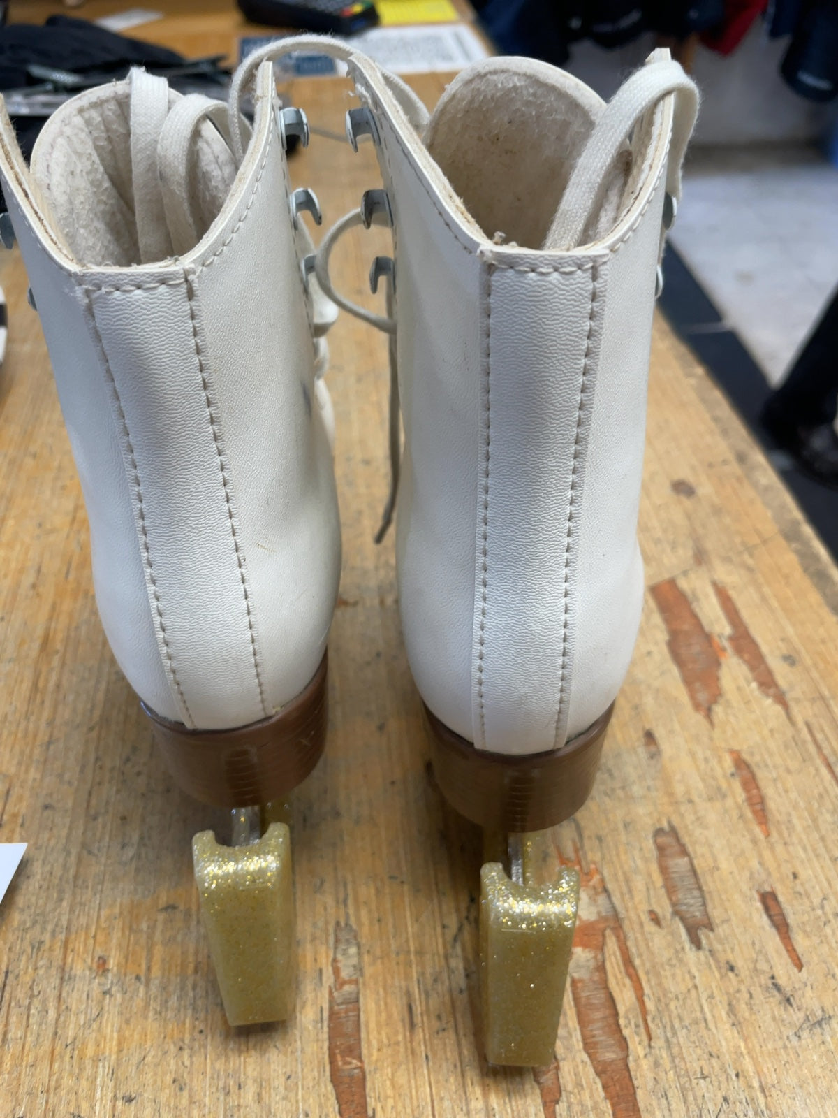 Glacier 120 Size 3 Figure Skates