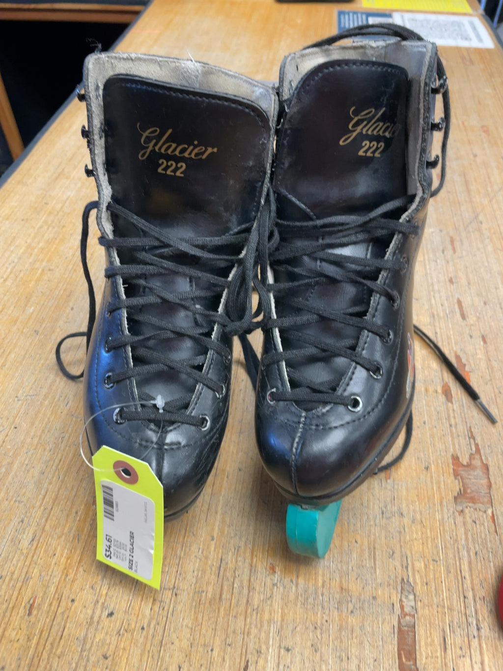 Glacier 222 Size 2 Figure Skates