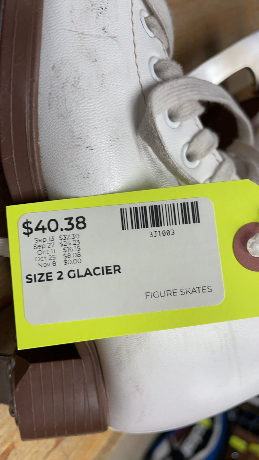 Glacier 700 Size 2 Figure Skates