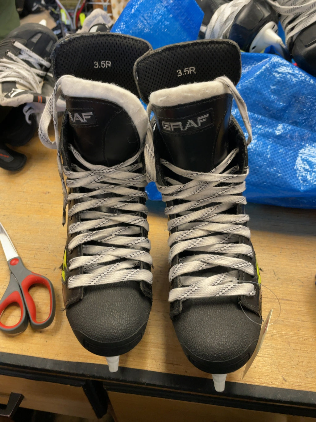 Graf Supra 335S Size 3.5R Hockey Skates
