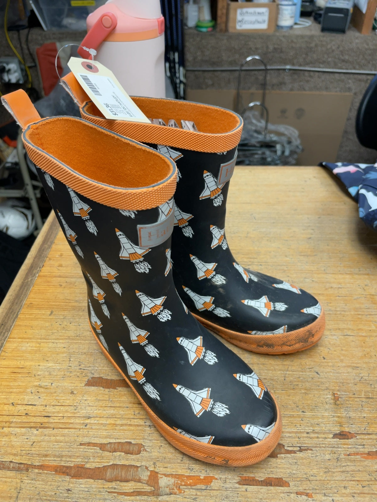 Hatley Orange/Black Spaceships Size 12C Rain Boots