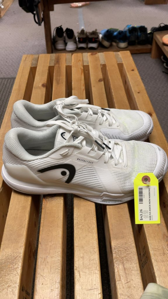 Head Sprint Court Shoes - Size 9.5