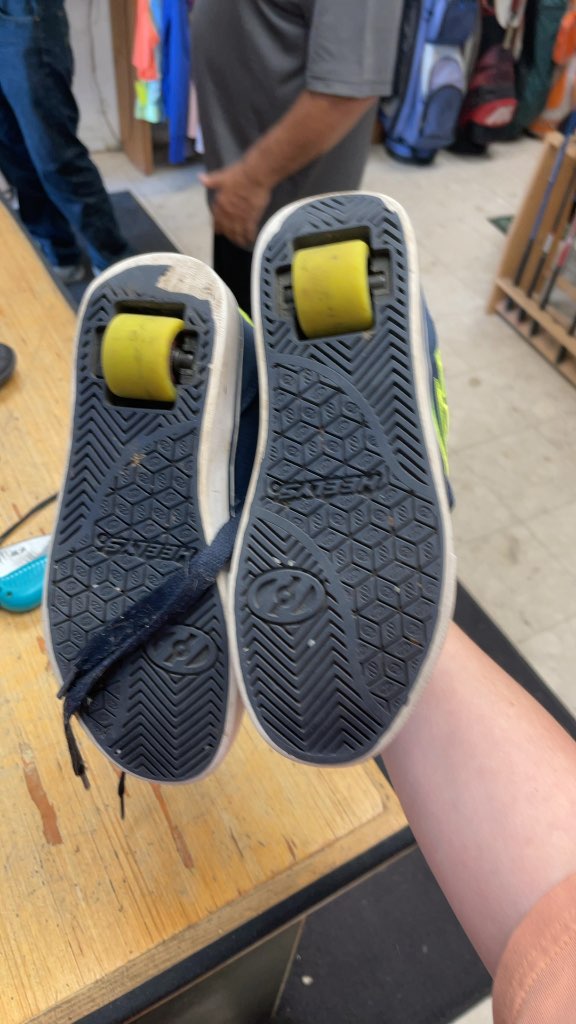 Heelys Size 3 Navy/Green Skate Shoes