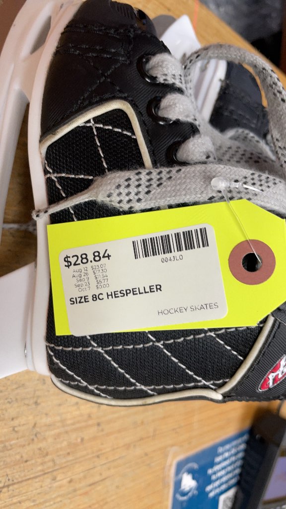Hespeler Rogue Youth Hockey Skates - Size 8C