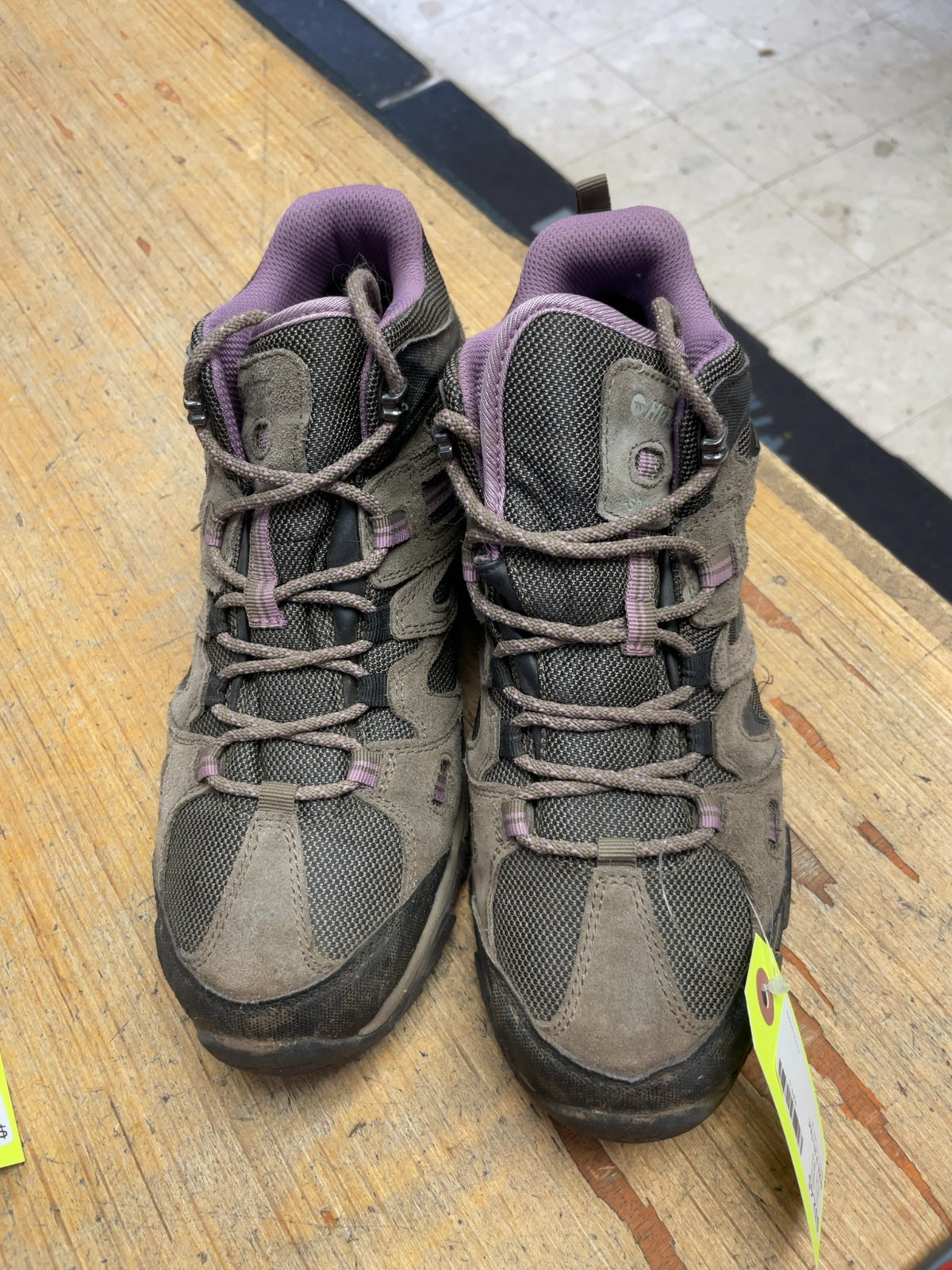 Hi-Tec Hiking Boots Size 9 Brown/Purple