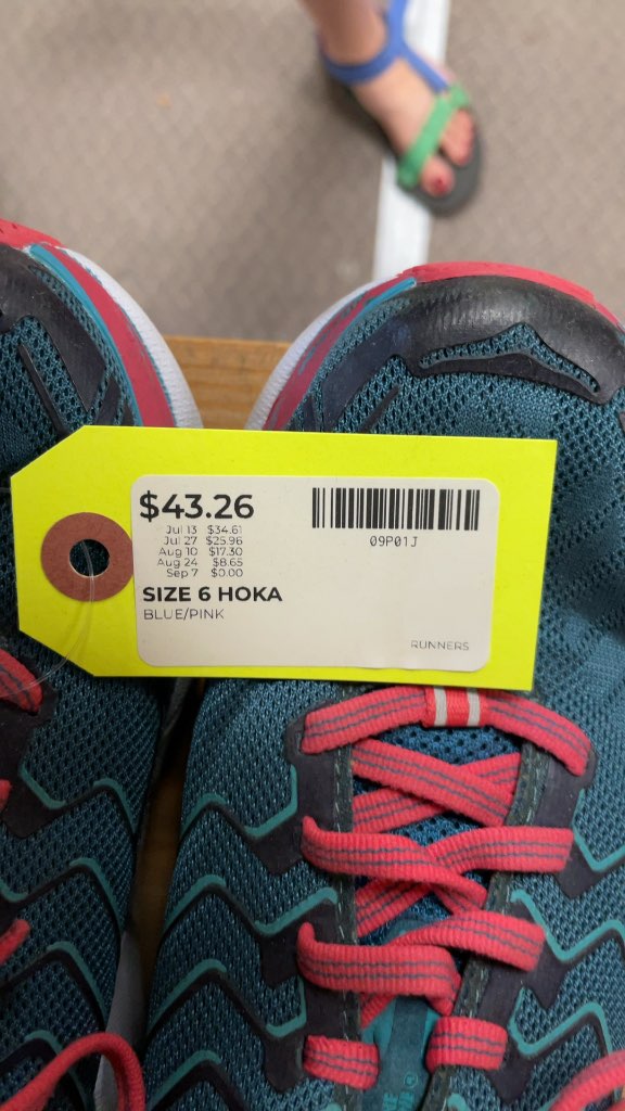 Hoka Clifton 4 Running Shoes - Size 6