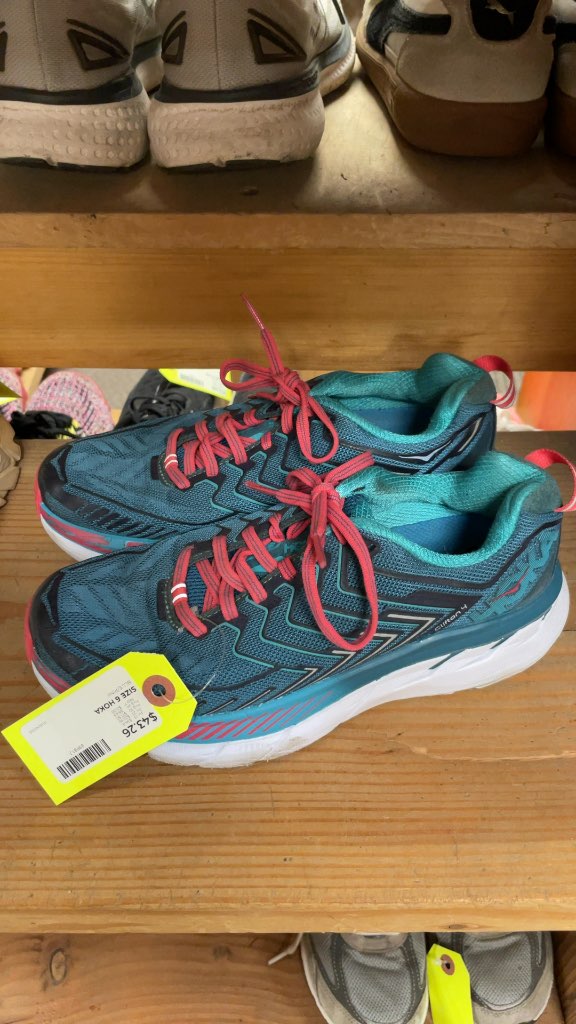 Hoka Clifton 4 Running Shoes - Size 6