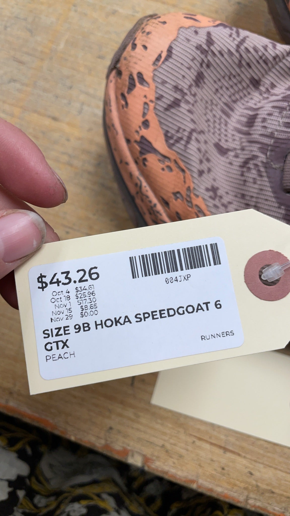 Hoka Speedgoat 6 GTX Size 9B Peach Trail Running Shoes