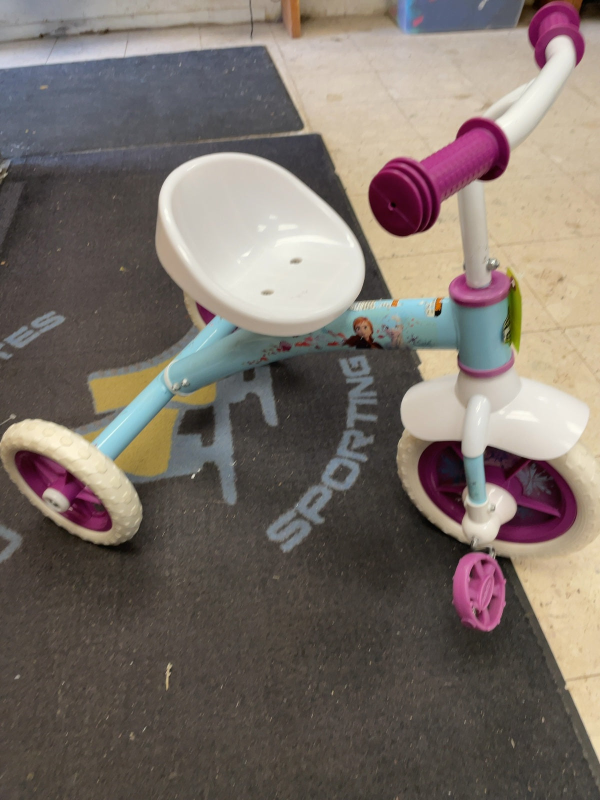 Huffy Frozen Theme Tricycle