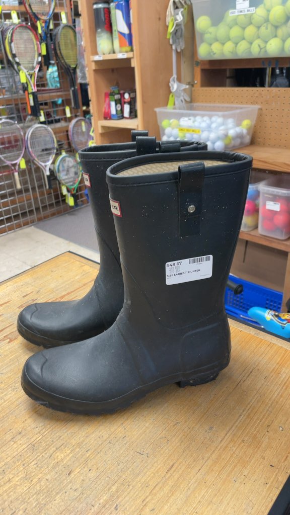 Hunter Ladies Rain Boots - Black, Size 11