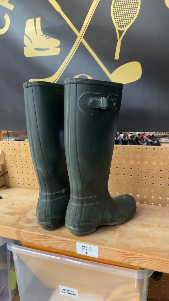 Hunter Tall Rain Boots - Green - Size 6/7 - AS IS