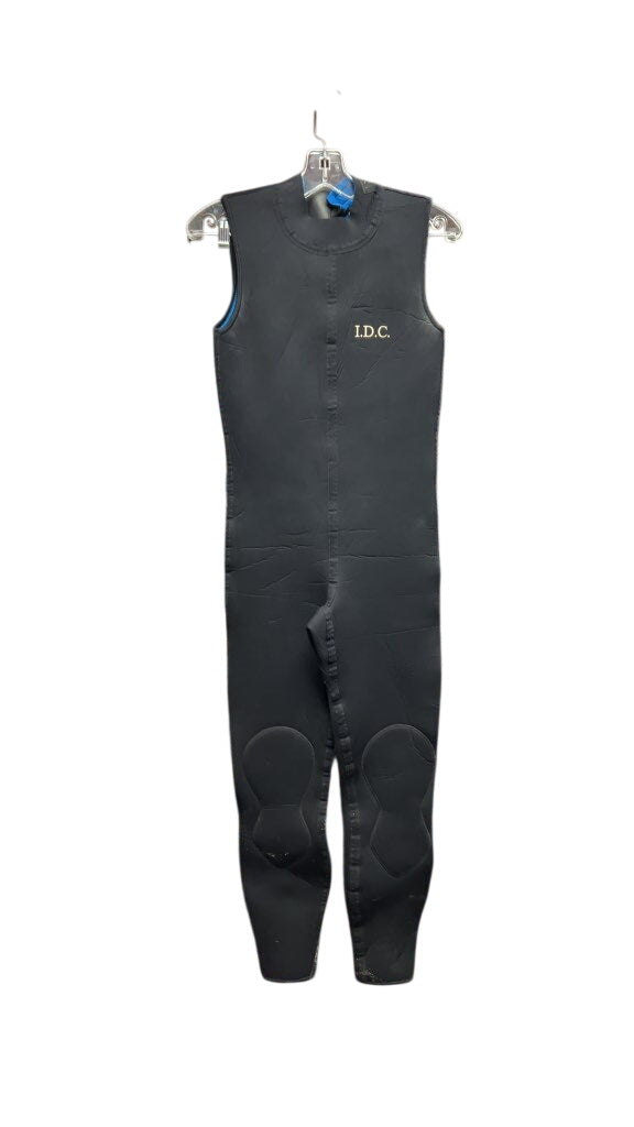 I.D.C. Adult Sleeveless Wetsuit