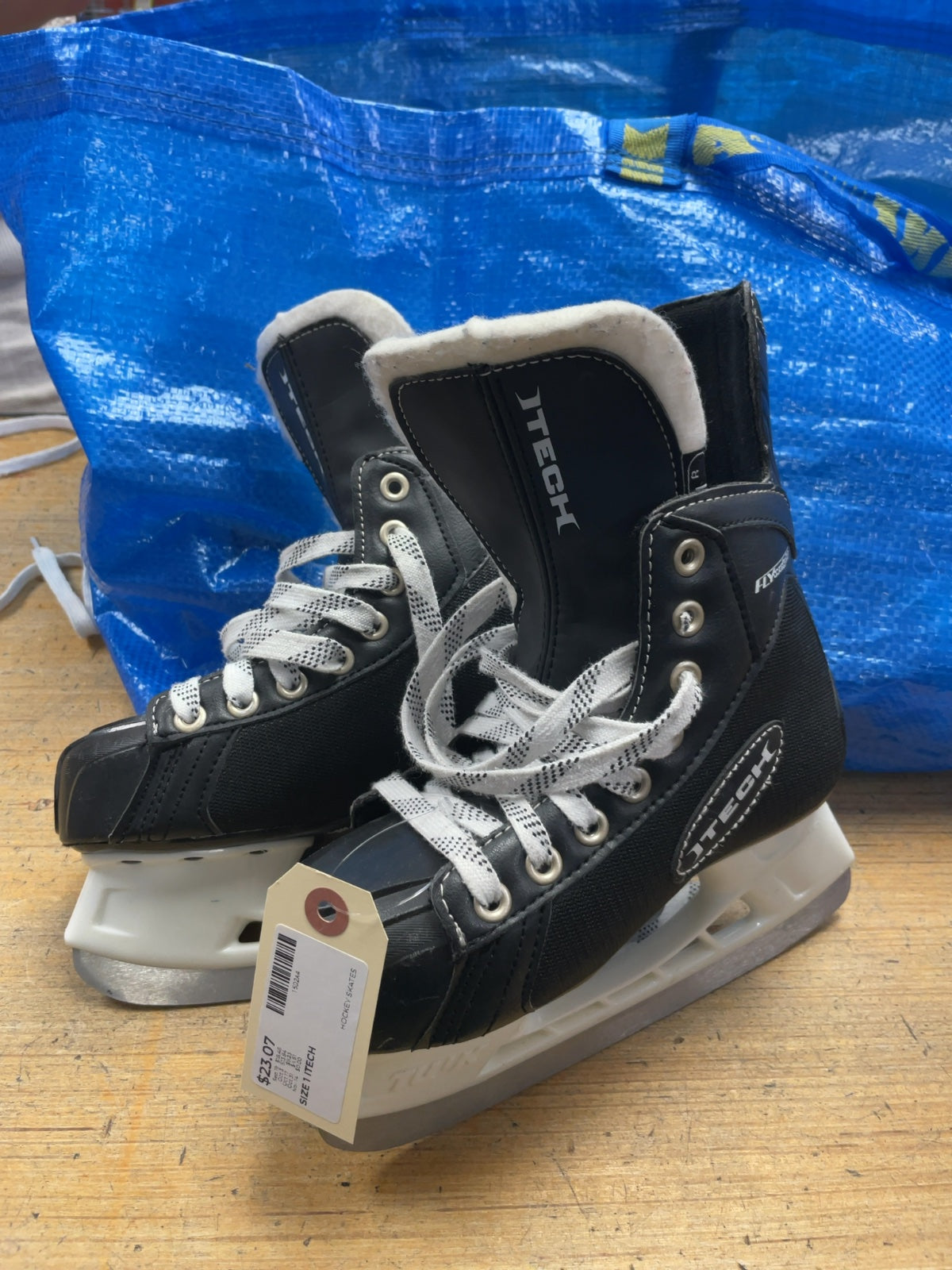 ITECH Flyer Size 1 Hockey Skates