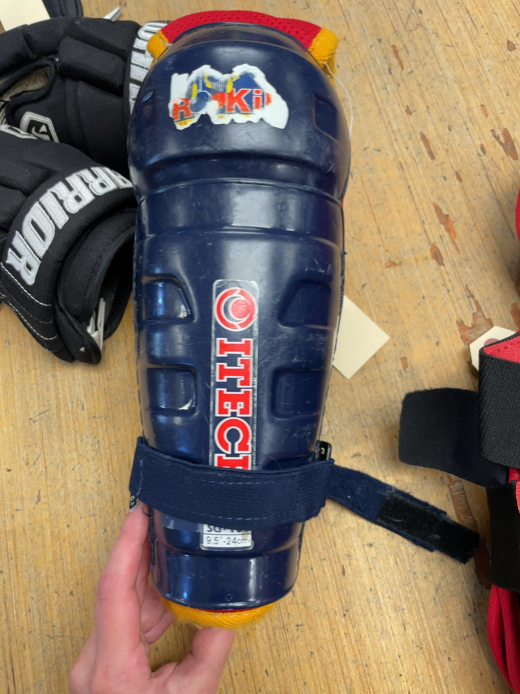 ITECH Hockey Shin Pads 9.5" Navy