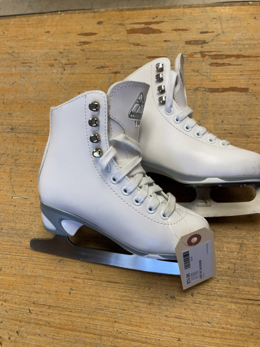 Jackson 150 Size 12C White Figure Skates