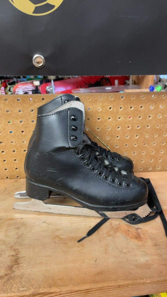 Jackson Excel Figure Skates - Size 1 - Black