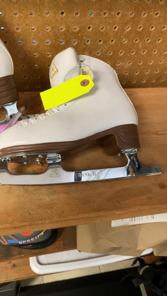 Jackson Excel Figure Skates Size 3