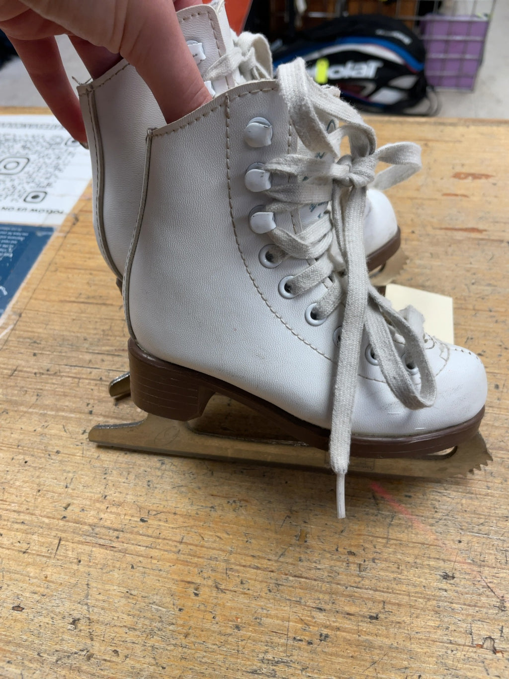 Jackson Figure Skates 8C White