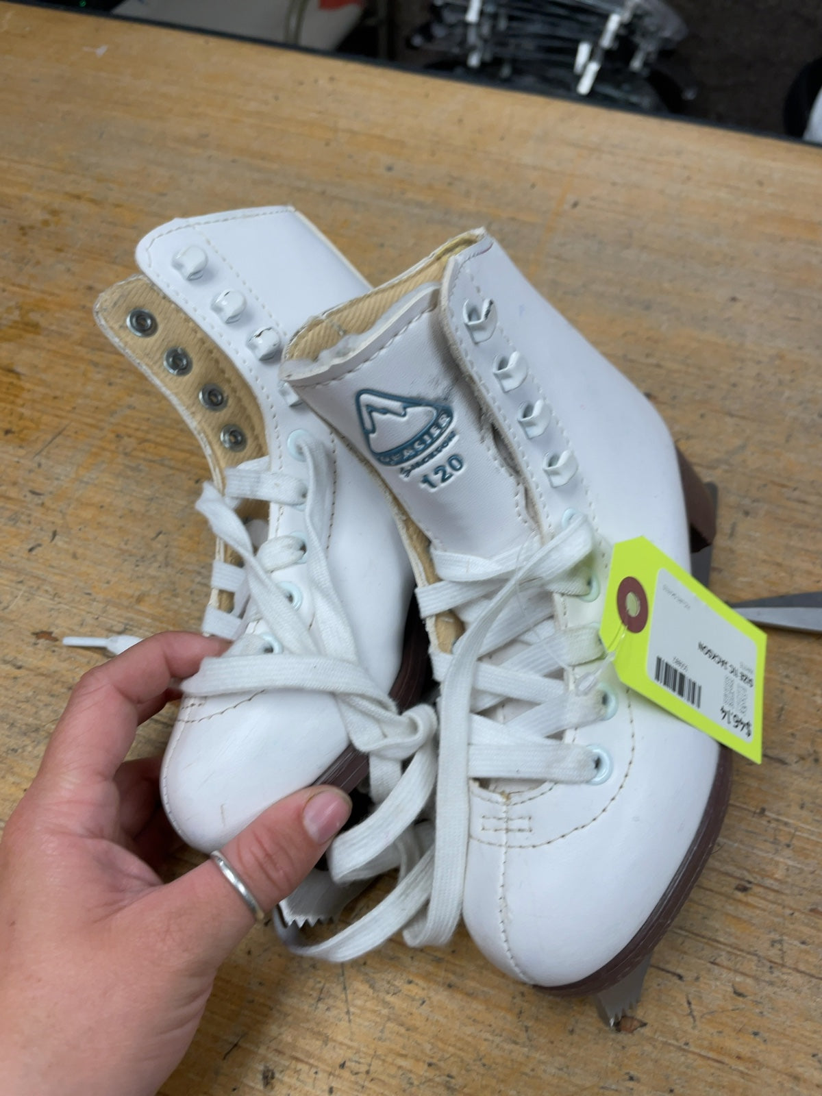 Jackson Glacier 120 Size 11C White Figure Skates