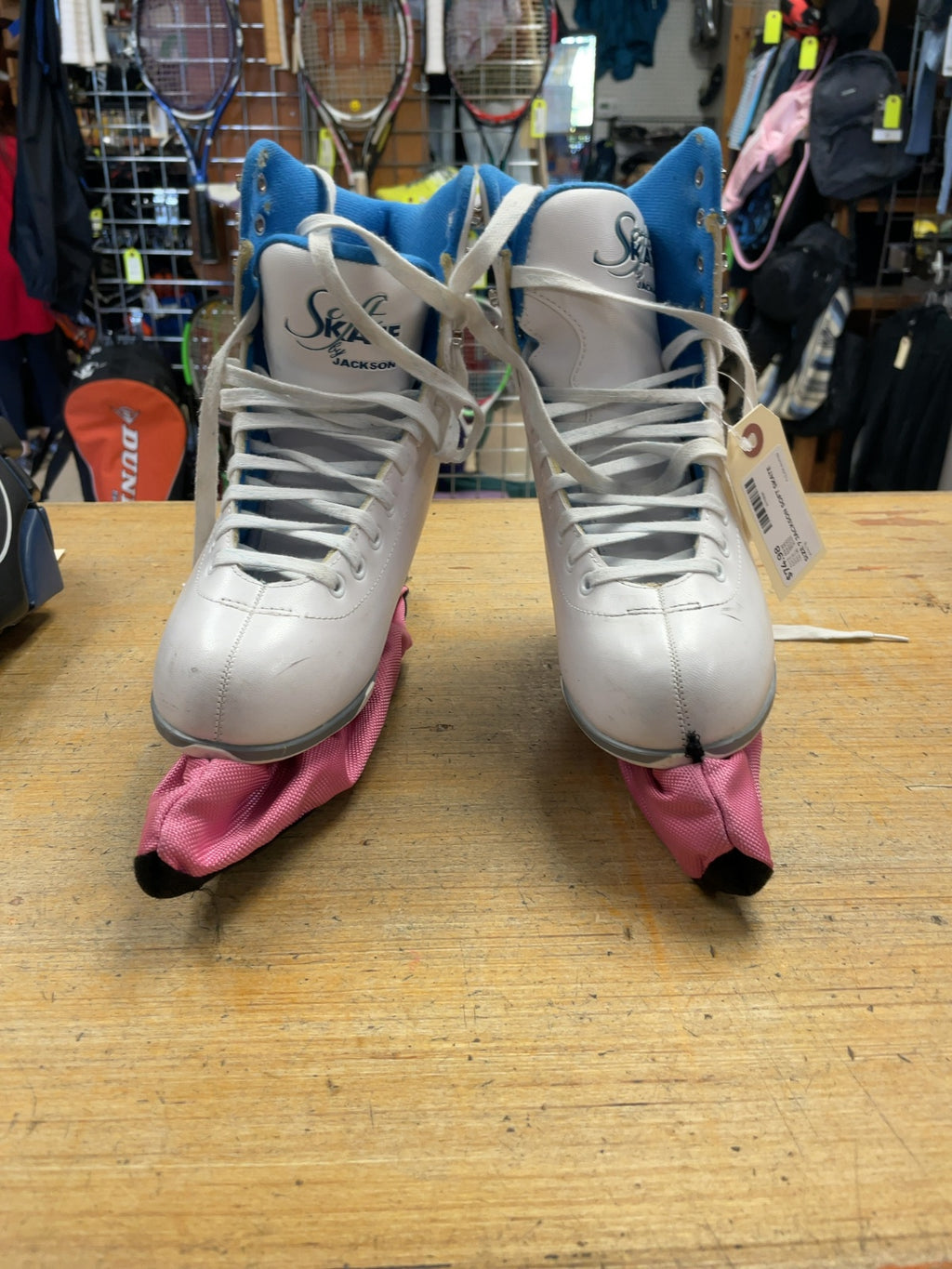 Jackson Soft Skate Size 7 White Figure Skates