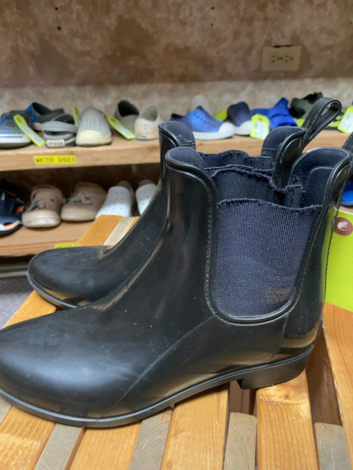 J.Crew Chelsea Rain Boots Size 8 Black