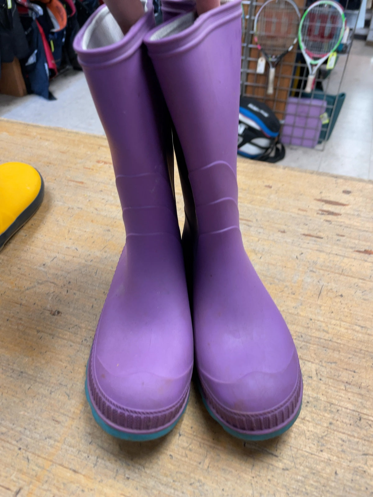 Kamik Rain Boots Size 4 Purple/Blue