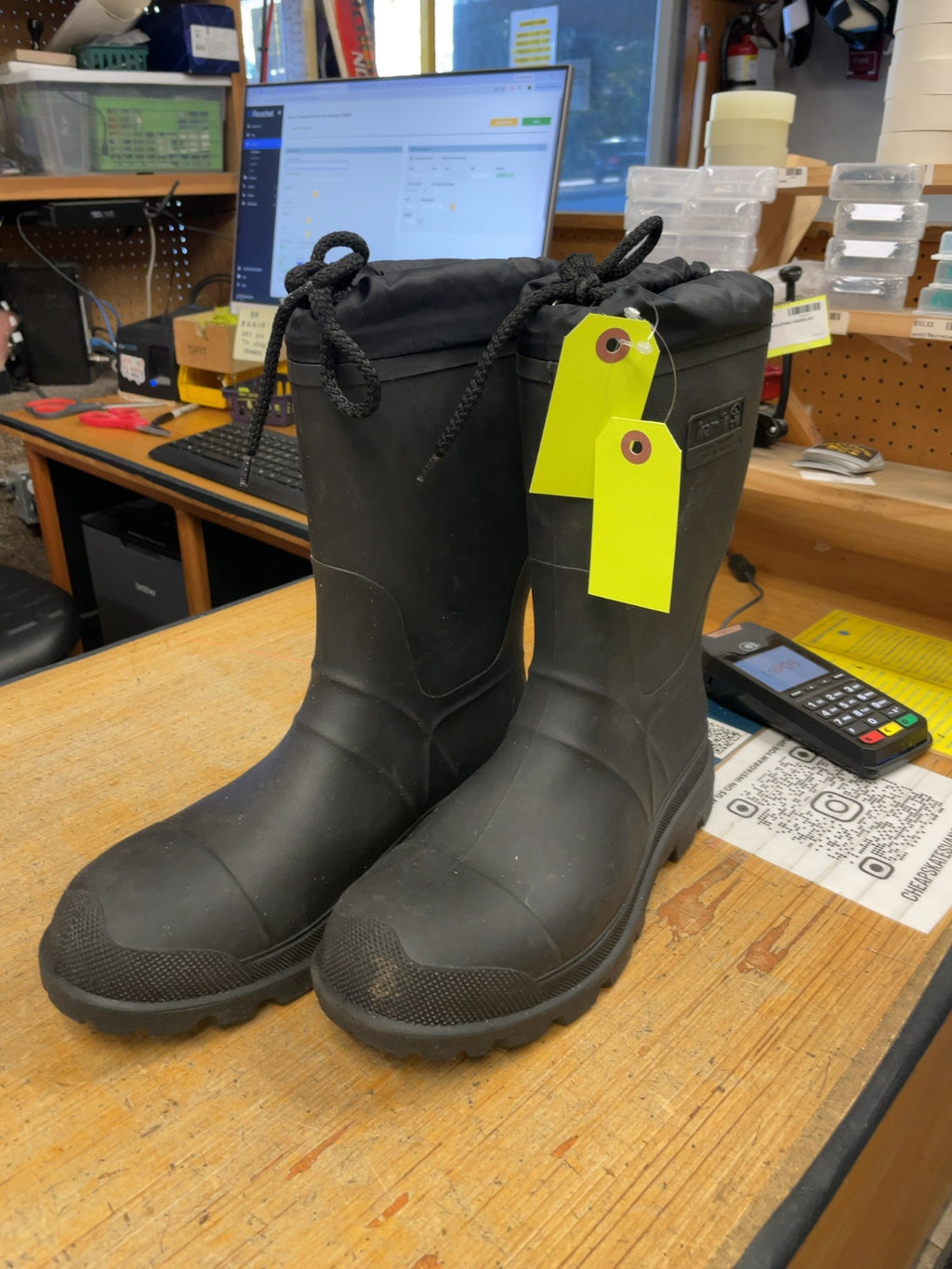 Kamik Rain Boots Size 9 Black