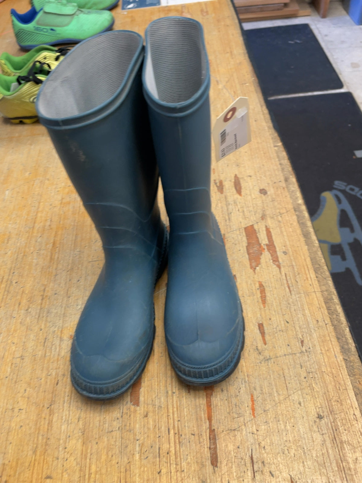 Kamik Rainboot Size 2 Blue