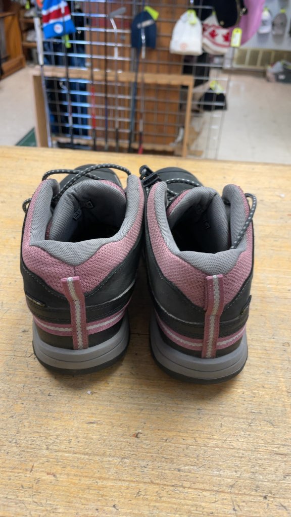 Keen Hiking Boots Pink/Black Size 6