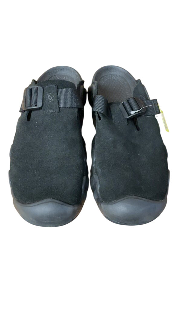 KEEN Men's Black Suede Clogs - Size 11.5