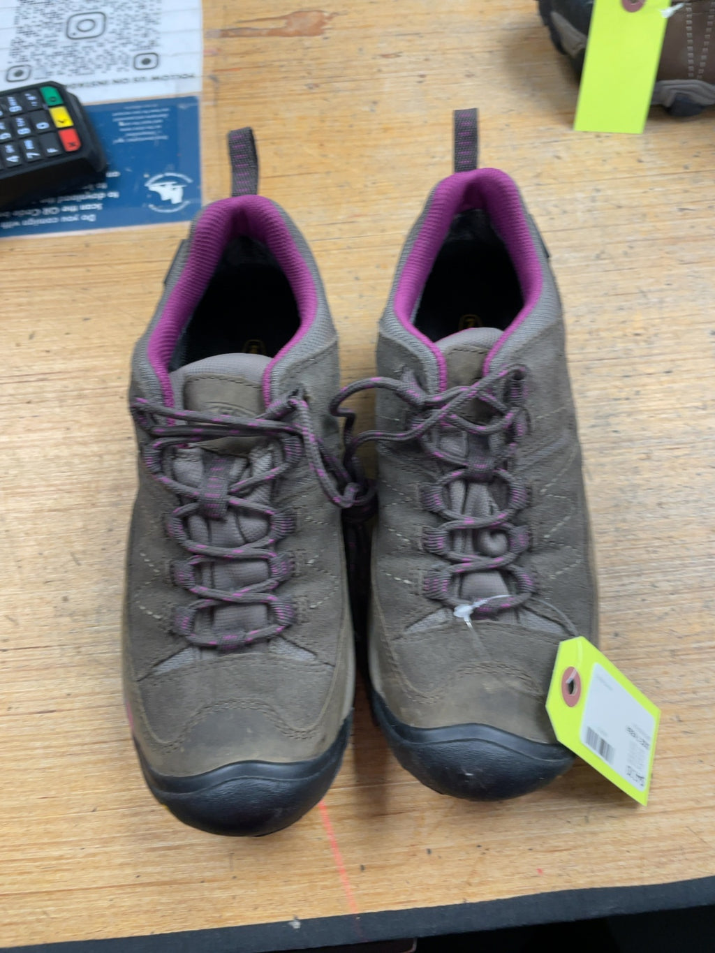 Keen Women's Hiking Shoes - Size 7