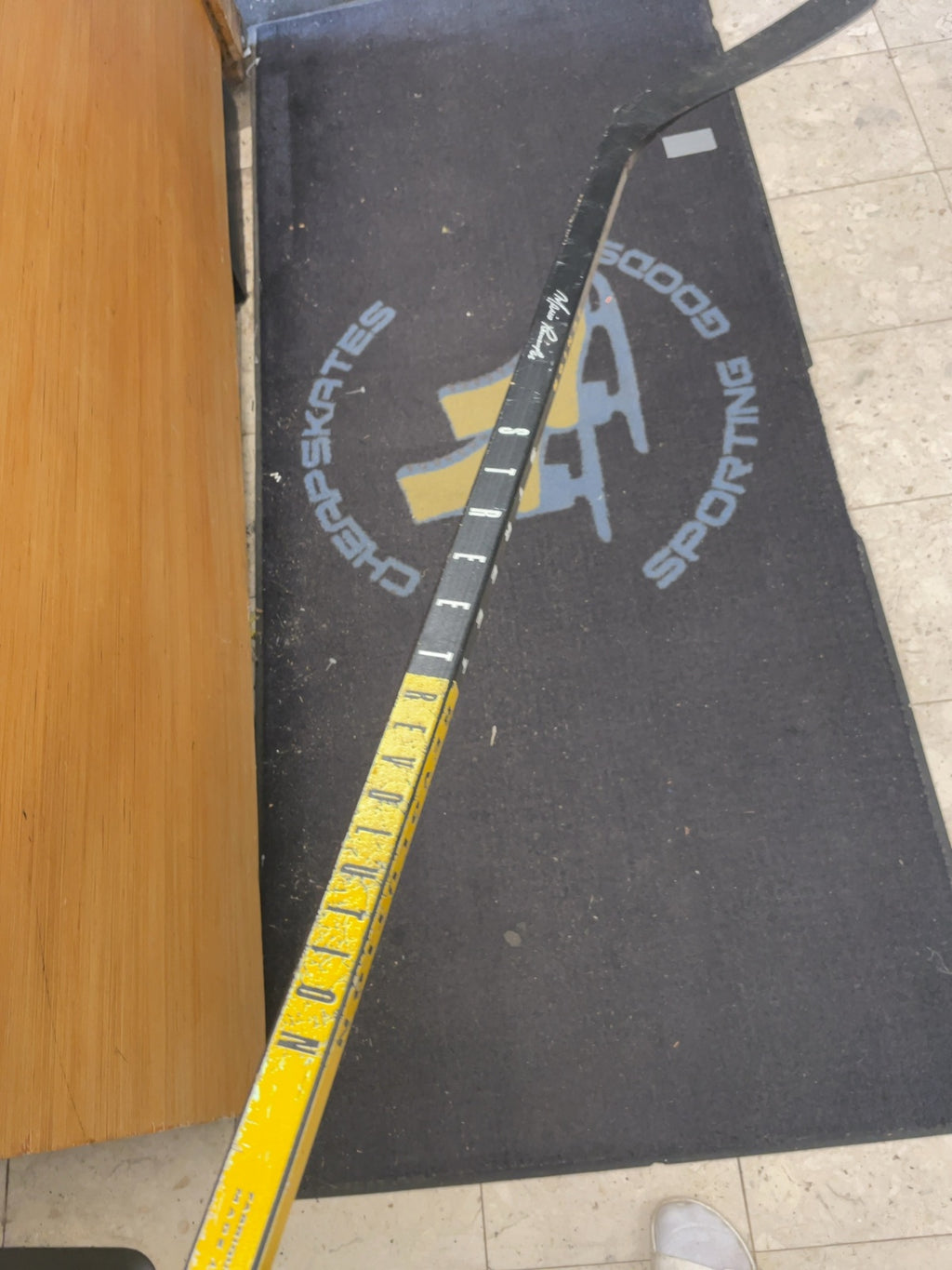 Koho Street Revolution Junior RH Road Hockey Stick
