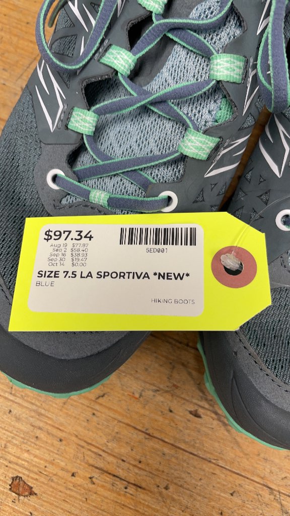 La Sportiva Hiking Shoes Size 7.5 Blue *NEW*