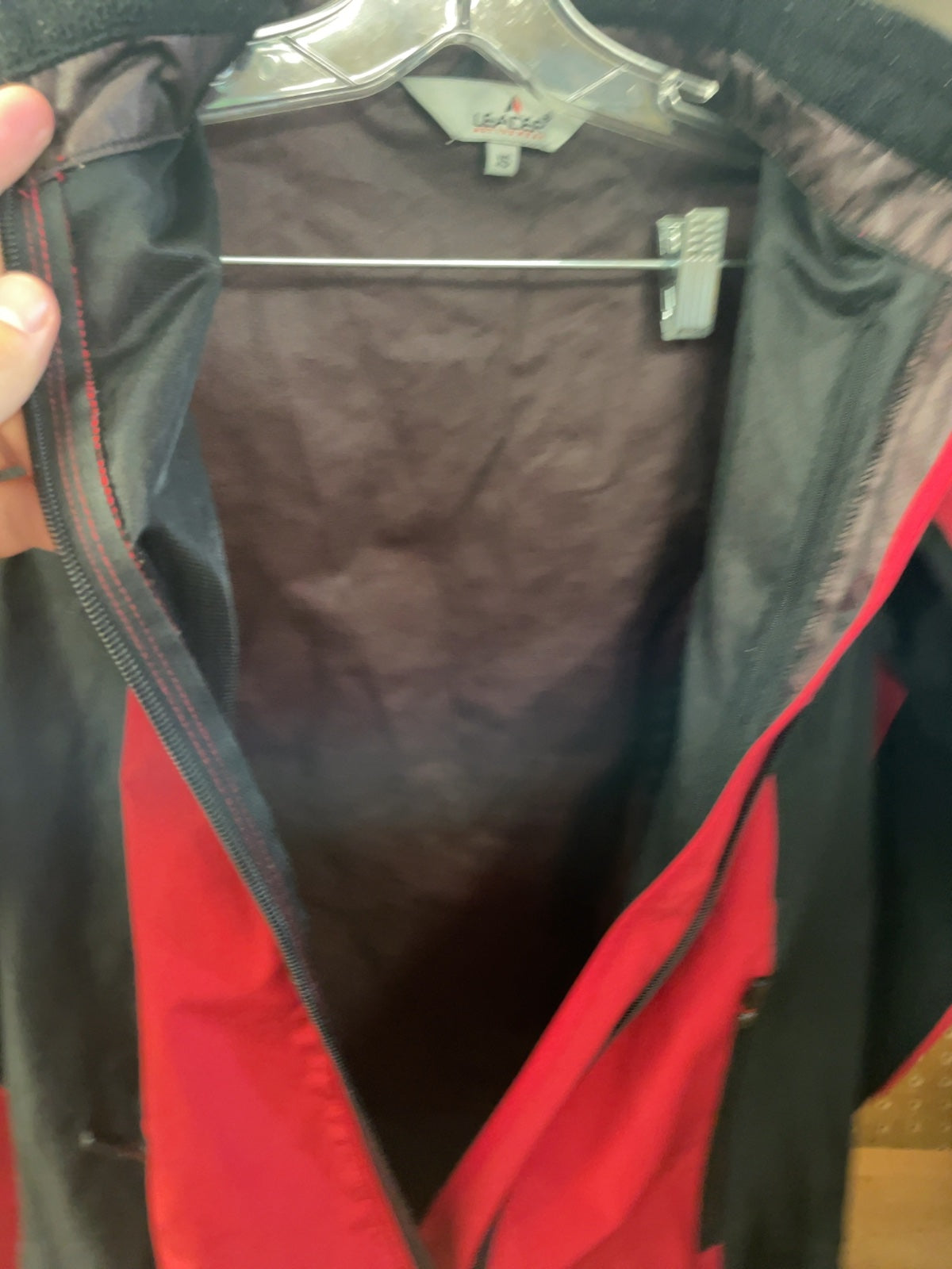Leader Rain Jacket Size XS Red