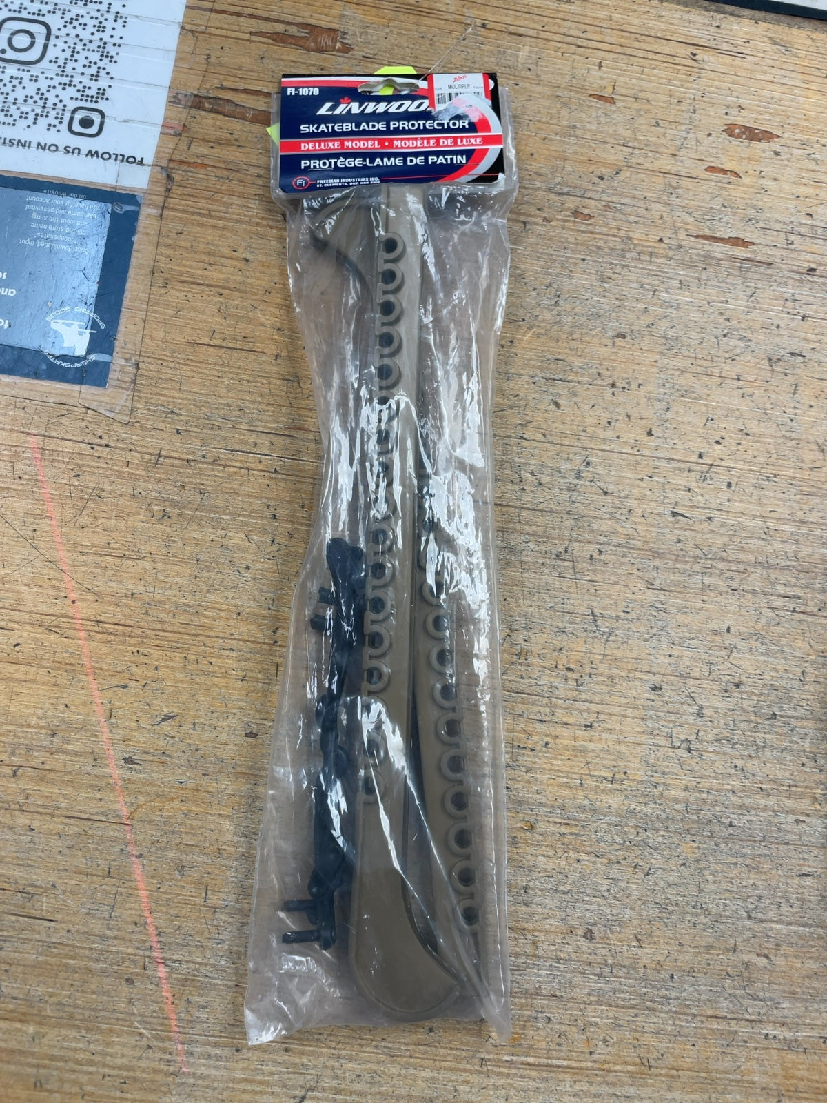 Linwood Deluxe Model Multiple Skate Guards