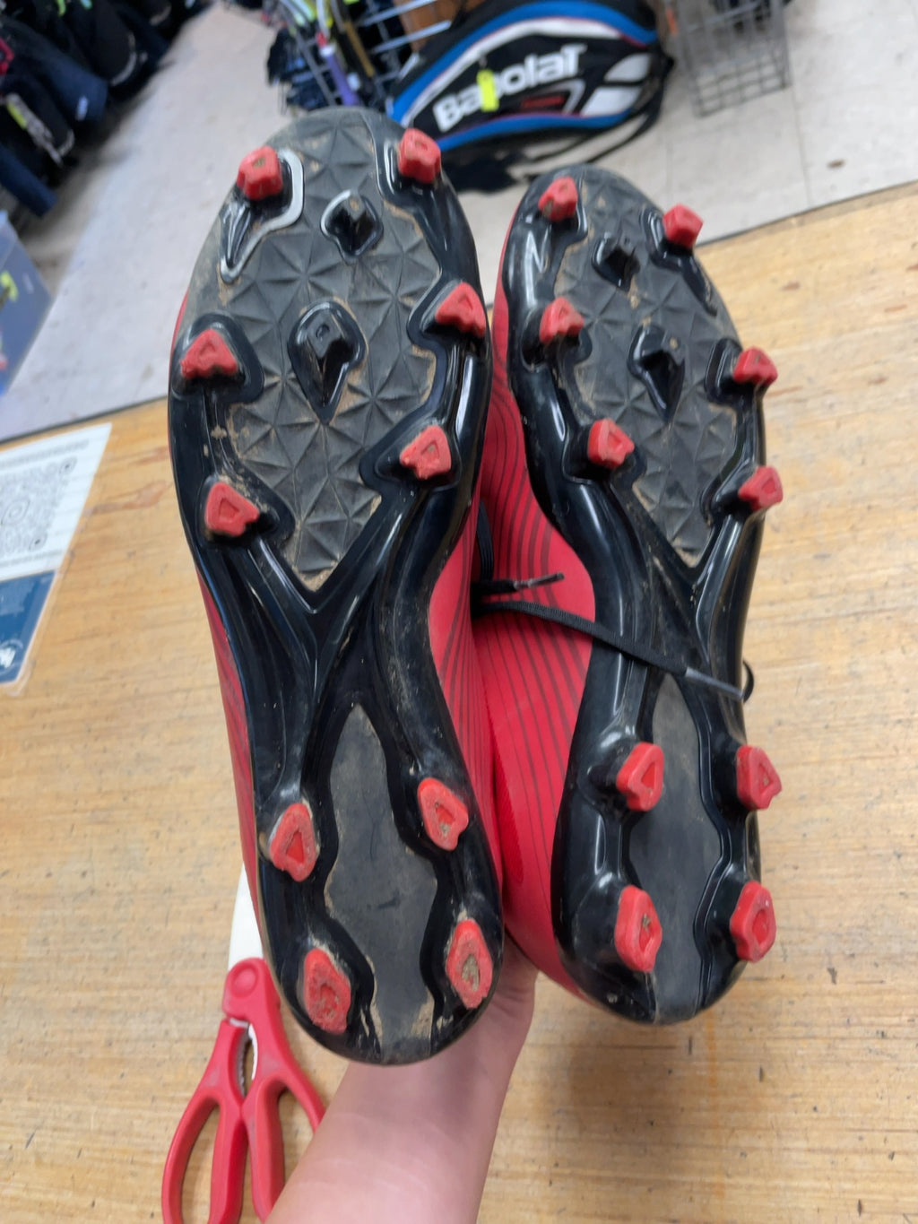 Lotto Pure Mens 9.5 Red Soccer Cleats