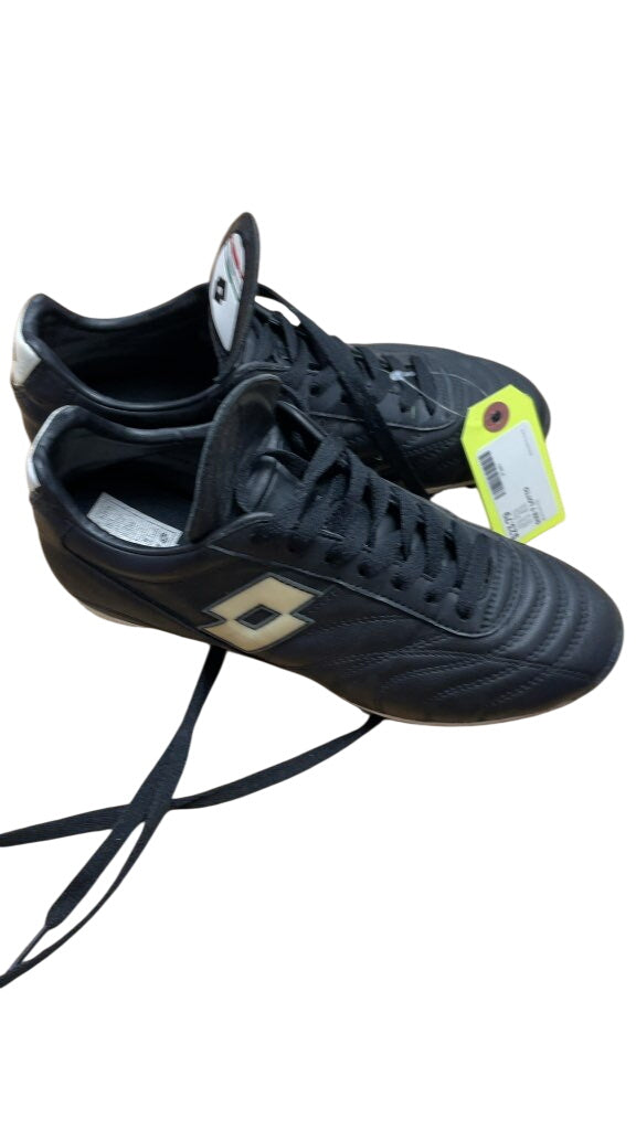 Lotto Soccer Cleats - Size 7
