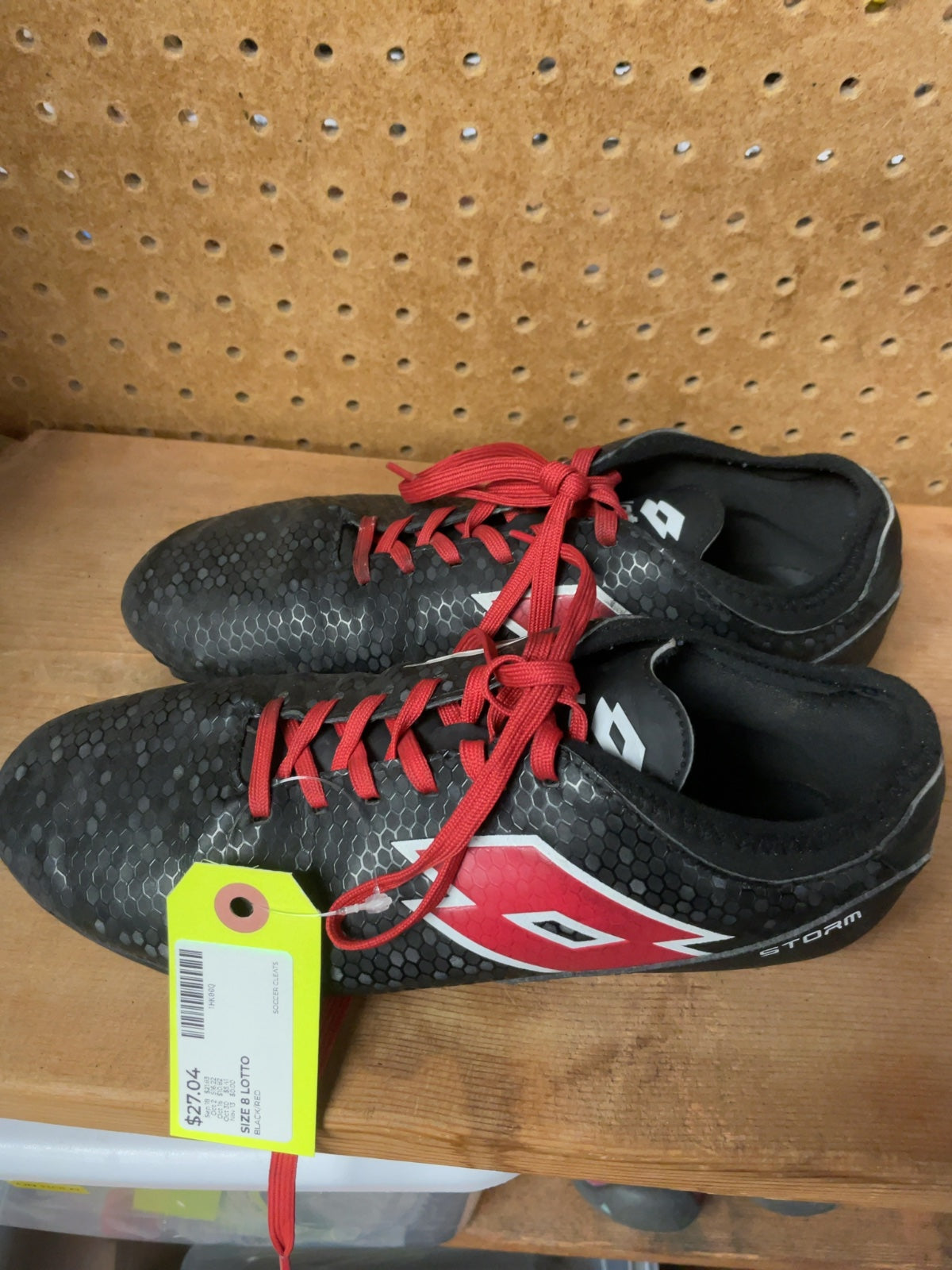 Lotto Storm Size 8 Soccer Cleats