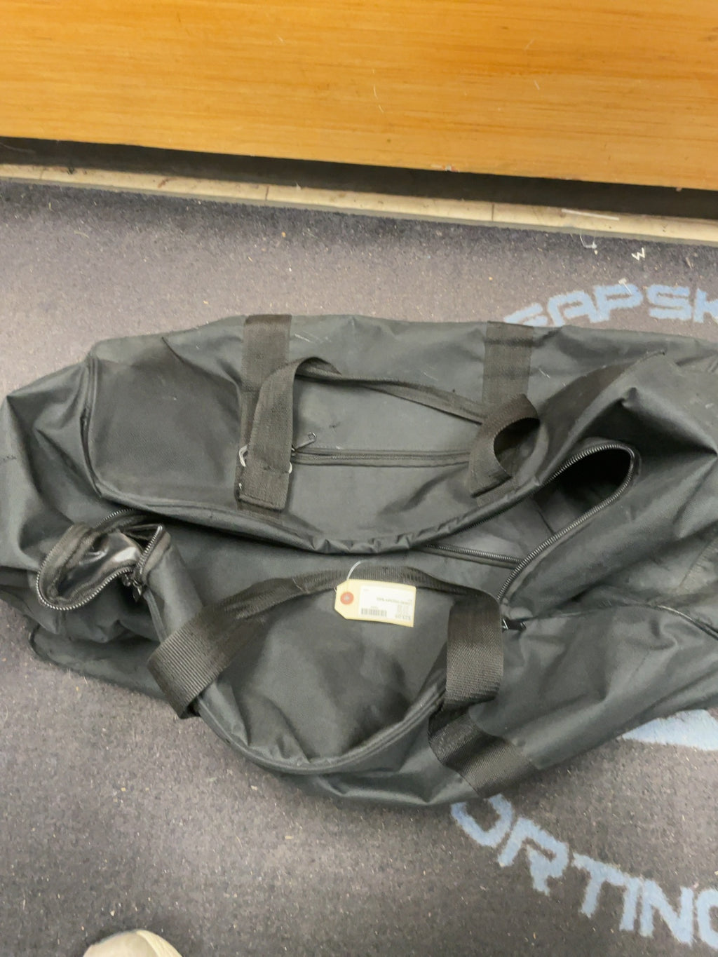 Lowry Wheeled Hockey Bag Black