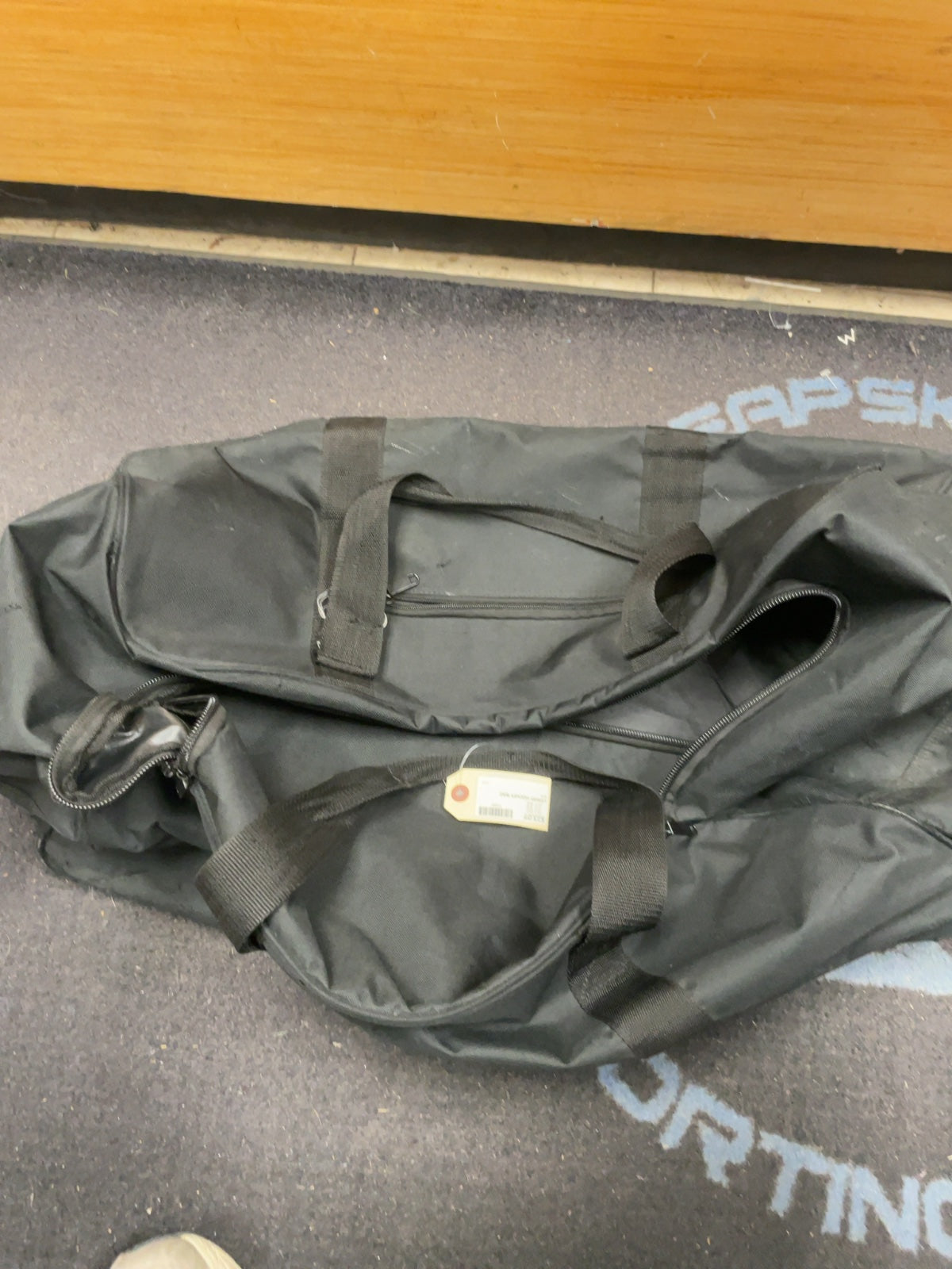 Lowry Wheeled Hockey Bag Black